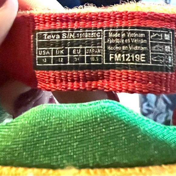 Very Hungry Caterpillar Teva Kids Hurricane XLT 2 Sandals Size 13 - Picture 10 of 10